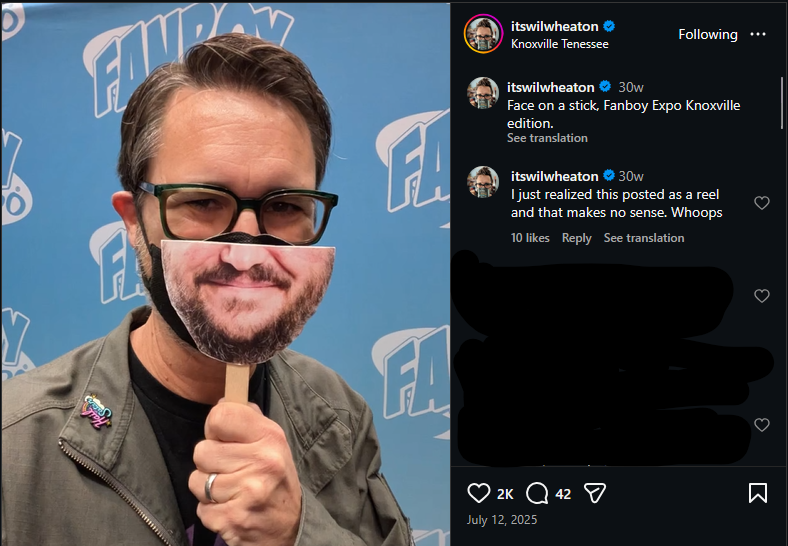 Wil Wheaton masked at the Fanboy Expo